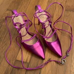 SCHUTZ Luna strappy pump size 5.5